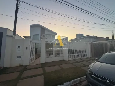 Casa de Condomínio com 3 Quartos para alugar, 400m² no Altos do Paraíso, Botucatu