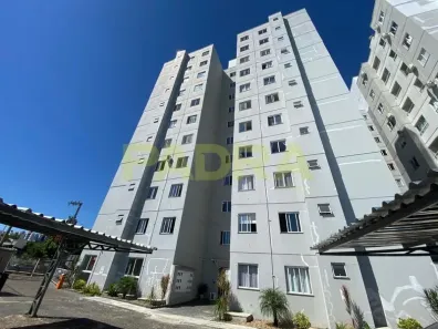 Apartamento com 2 Quartos para alugar, 78m² no Pinheirinho, Chapecó