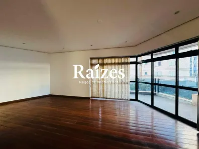 Apartamento com 3 Quartos para alugar, 220m² no Fundinho, Uberlândia
