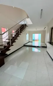 Casa de Condomínio com 4 Quartos para alugar, 224m² no Flores, Manaus