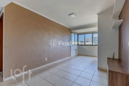 Apartamento com 3 Quartos à venda, 80m² no Passo da Areia, Porto Alegre