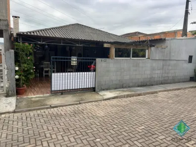 Casa com 3 Quartos à venda, 110m² no Pachecos, Palhoça