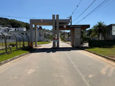 Lote/Terreno à venda, 360m² no Sertão do Maruim, São José