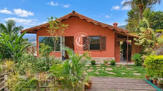 Casa de Condomínio com 3 Quartos para alugar, 100m² no Itaipava, Petrópolis