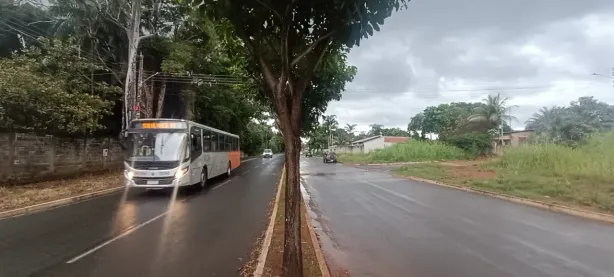Lote/Terreno à venda, 426m² no Jardim Cristal, Aparecida de Goiânia