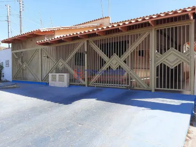 Casa com 5 Quartos à venda, 360m² no Garavelo Residencial Park, Aparecida de Goiânia