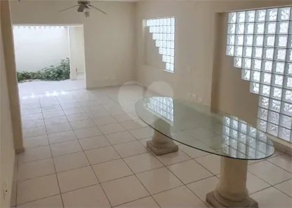 Casa com 5 Quartos para alugar, 220m² no Brooklin Paulista, São Paulo