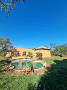 Fazenda/Sítio com 4 Quartos à venda, 162m² no Vale das Laranjeiras, Indaiatuba