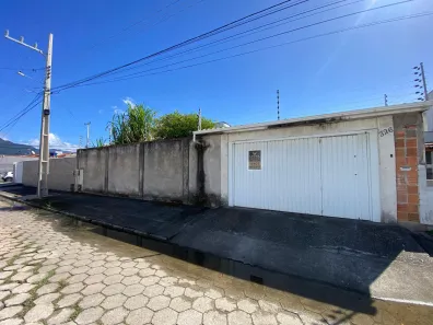 Apartamento com 2 Quartos à venda, 65m² no Barra do Aririú, Palhoça