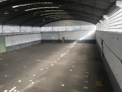 Galpão/Depósito/Armazém para alugar, 1085m² no Piratininga, Osasco