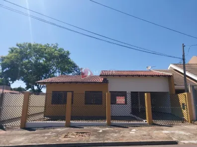 Casa com 3 Quartos para alugar, 120m² no Parque das Grevíleas 3ª parte, Maringá