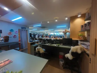 Ponto Comercial à venda, 301m² no Centro, Curitiba