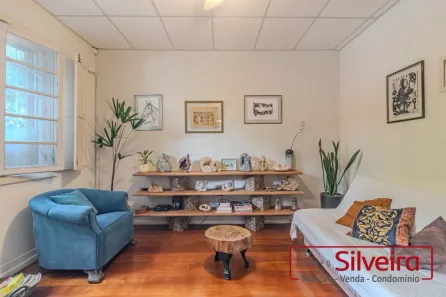Sobrado com 3 Quartos à venda, 140m² no Floresta, Porto Alegre