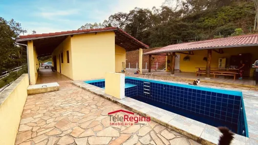 Fazenda/Sítio com 3 Quartos à venda, 180m² no Zona Rural, Monteiro Lobato