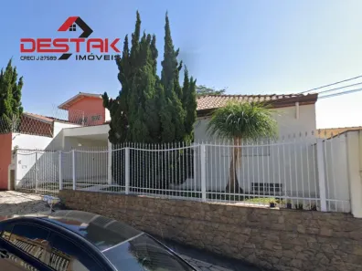 Casa com 2 Quartos para alugar, 170m² no Anhangabaú, Jundiaí