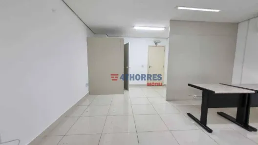 Sala Comercial para alugar, 30m² no Barra Funda, São Paulo
