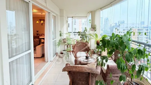 Apartamento com 3 Quartos para alugar, 198m² no Cidade Monções, São Paulo
