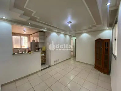 Apartamento com 3 Quartos para alugar, 58m² no Brasil, Uberlândia