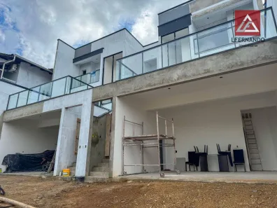 Sobrado com 3 Quartos à venda, 180m² no Ribeirão do Bugre, Luiz Alves