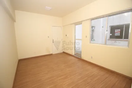 Sala Comercial para alugar, 32m² no Centro, Pelotas