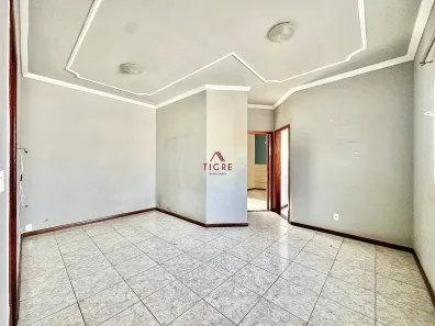 Casa com 2 Quartos à venda, 200m² no Candelária, Belo Horizonte