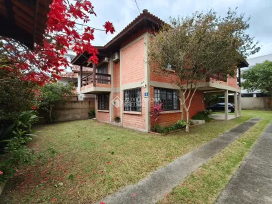 Casa com 3 Quartos à venda, 135m² no Canasvieiras, Florianópolis
