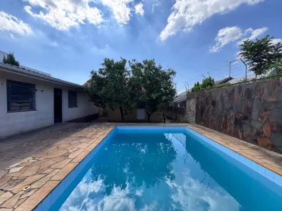 Casa com 2 Quartos à venda, 241m² no Cristo Rei, São Leopoldo