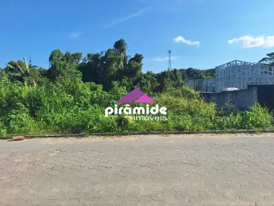 Lote/Terreno à venda, 270m² no Massaguaçu, Caraguatatuba