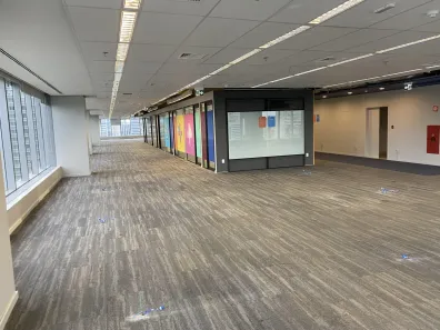 Sala Comercial para alugar, 1800m² no Vila Cordeiro, São Paulo