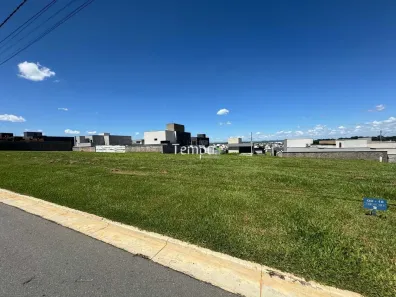 Lote/Terreno à venda, 300m² no Jardins Bolonha, Senador Canedo