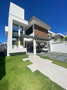 Casa com 4 Quartos à venda, 320m² no Buraquinho, Lauro de Freitas
