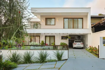 Casa de Condomínio com 4 Quartos à venda, 285m² no Charitas, Niterói