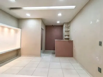 Ponto Comercial para alugar, 70m² no Asa Sul, Brasília