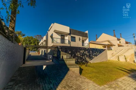 Sobrado com 3 Quartos à venda, 144m² no Seminário, Curitiba