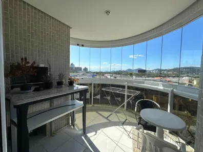 Apartamento com 2 Quartos para alugar, 98m² no Trindade, Florianópolis