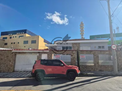 Casa com 3 Quartos para alugar, 265m² no Jardim Europa, Sorocaba
