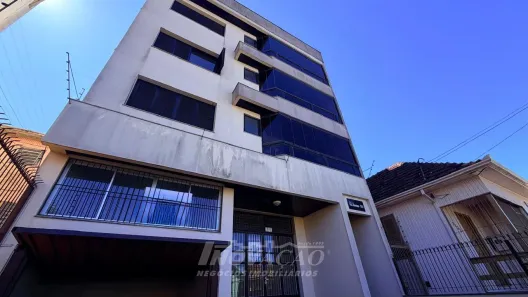 Apartamento com 3 Quartos para alugar, 90m² no Centro, Caxias do Sul