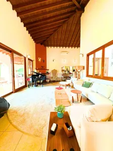 Casa com 5 Quartos à venda, 650m² no Ivoturucaia, Jundiaí