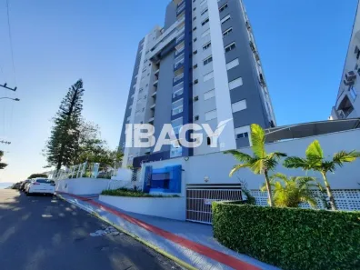 Apartamento com 2 Quartos para alugar, 68m² no Barreiros, São José