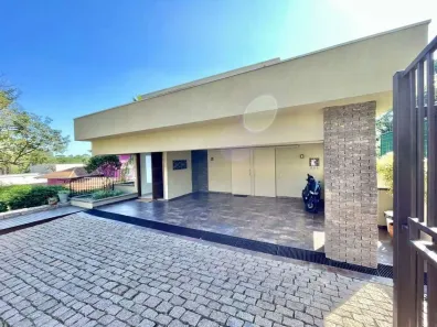 Casa com 4 Quartos à venda, 244m² no Chácara Moinho Velho, Carapicuíba