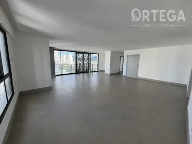 Apartamento com 4 Quartos à venda, 250m² no Pioneiros, Balneário Camboriú