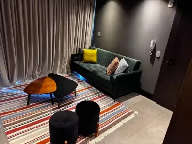 Apartamento com 1 Quarto para alugar, 24m² no Moinhos de Vento, Porto Alegre