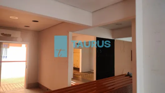 Ponto Comercial para alugar, 220m² no Indianópolis, São Paulo