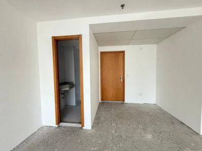 Sala Comercial à venda, 39m² no Caminho das Árvores, Salvador