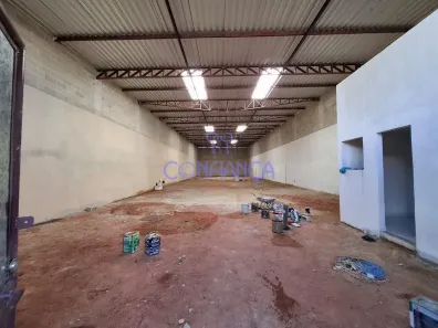 Galpão/Depósito/Armazém para alugar, 650m² no Xavantes, Belford Roxo