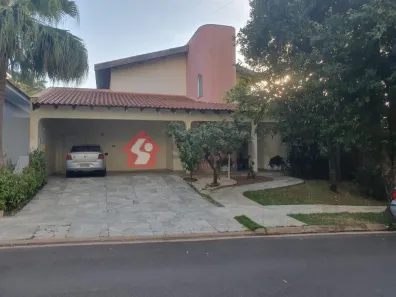 Sobrado com 3 Quartos à venda, 450m² no Jardim João Paulo II, Presidente Prudente