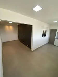 Apartamento com 2 Quartos para alugar, 50m² no Centro, Macaé