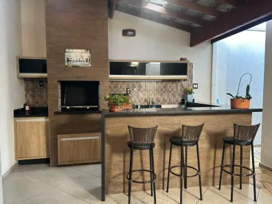 Casa com 3 Quartos à venda, 103m² no Parque Jambeiro, Campinas