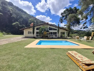 com 4 Quartos à venda, 400000m² no Colônia Alpina, Teresópolis