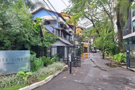 Casa de Condomínio com 7 Quartos à venda, 400m² no Charitas, Niterói